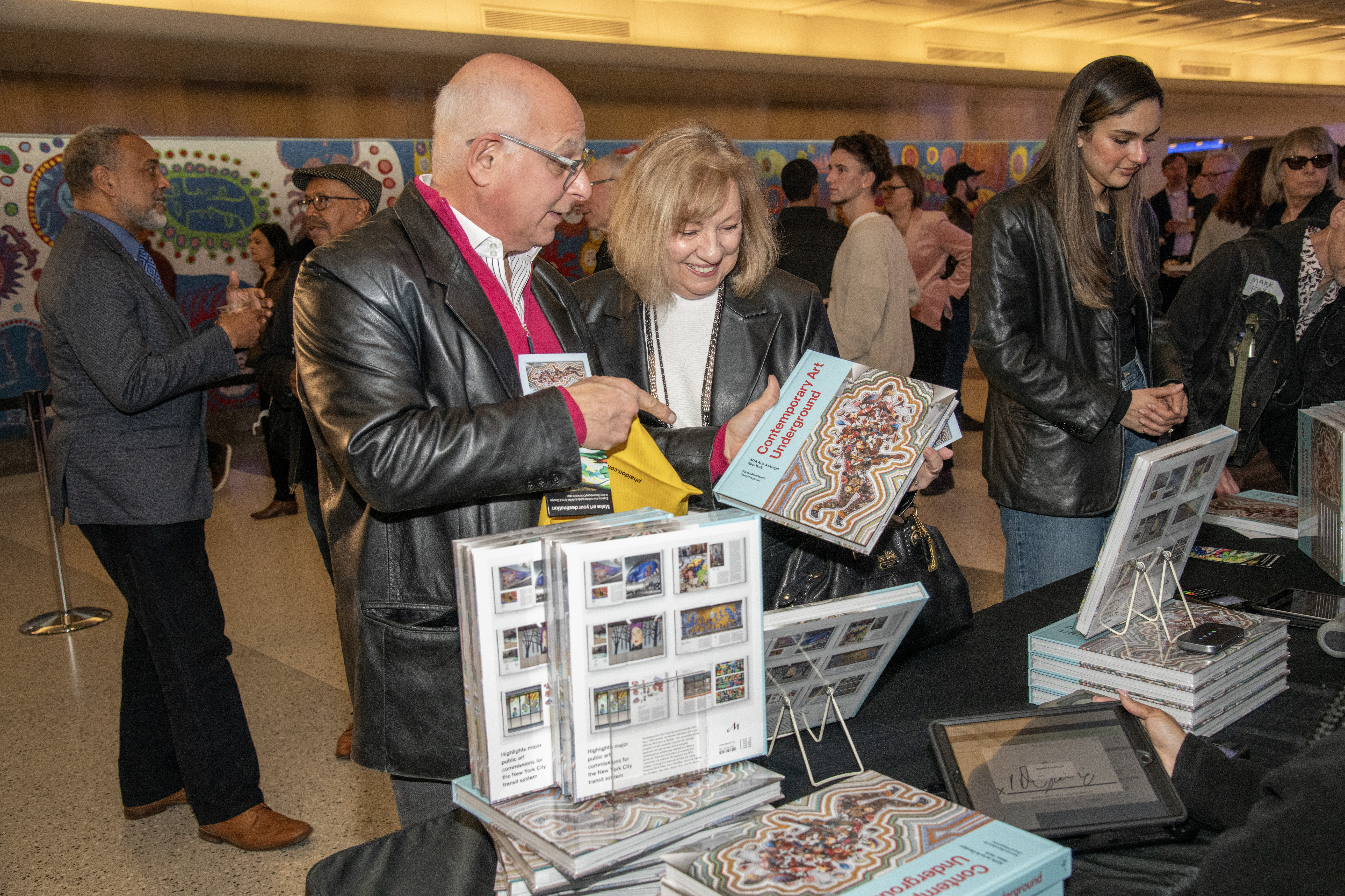 Readers Purchase Arts & Design Book At Grand Central Madison